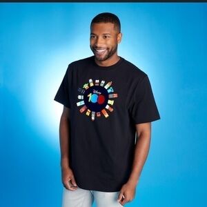 DISNEYLAND DISNEY 100 YEARS MICKEY AND FRIENDS UNIFIED CHARACTERS T-SHIRT M
